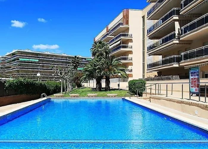 Appart Standing 2 Chambres 2Sdb Clim Piscine Parking Wifi Terrasse 21M2 Local Velo Port-Aventura, Plage, Centre